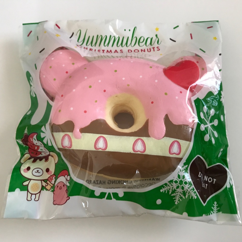 YummiiBear Christmas donut squishy